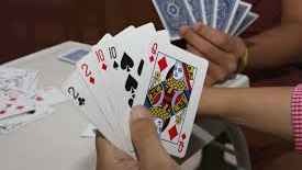 传统牌类游戏就选星空体育牌九游戏，点数较大的玩家获胜